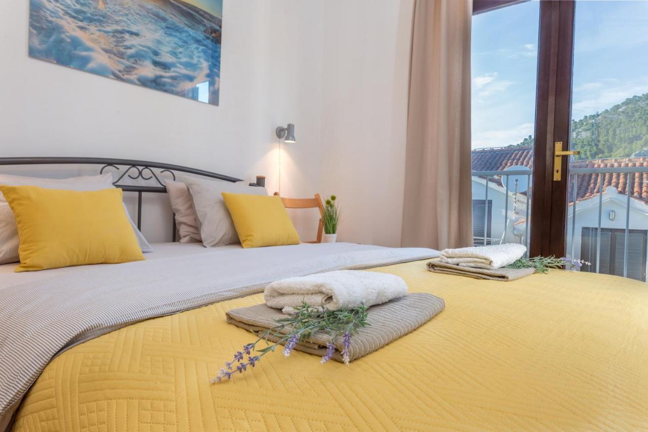 So Hvar So Good! Spacious With Terrace Hvar Town Extérieur photo