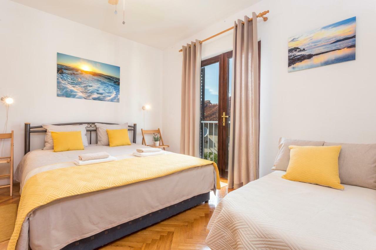 So Hvar So Good! Spacious With Terrace Hvar Town Extérieur photo